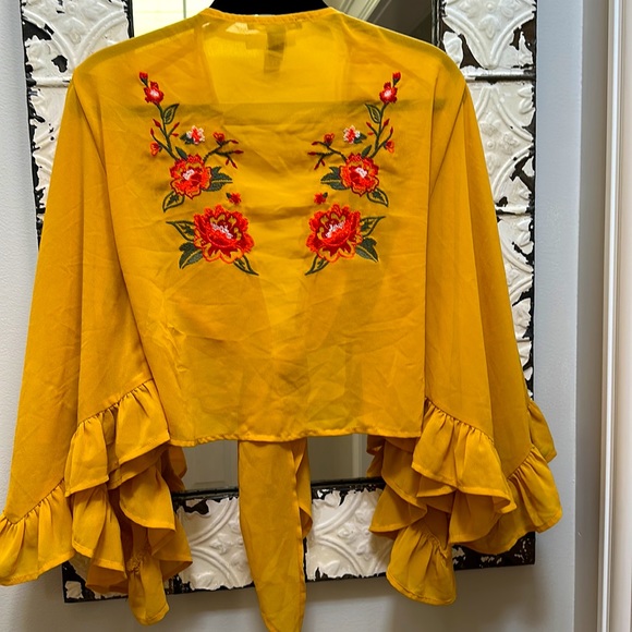 Sheer Floral Blouse - Picture 2 of 4